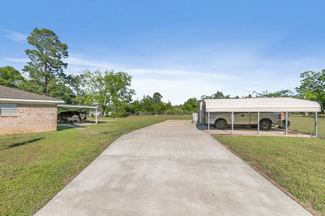 210 Bauman, Ashford, AL 36312
