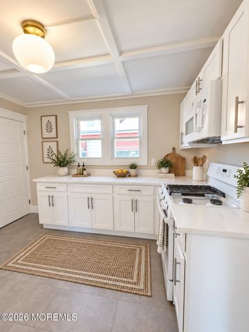 39 E Sunset Avenue, Red Bank, NJ 07701