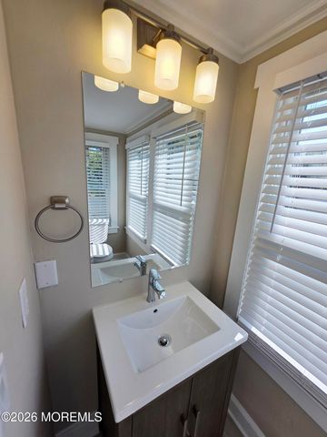 39 E Sunset Avenue, Red Bank, NJ 07701