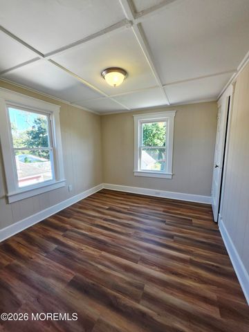 39 E Sunset Avenue, Red Bank, NJ 07701