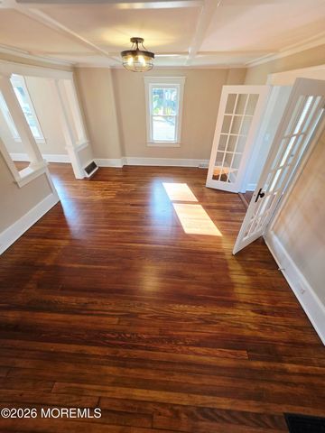 39 E Sunset Avenue, Red Bank, NJ 07701