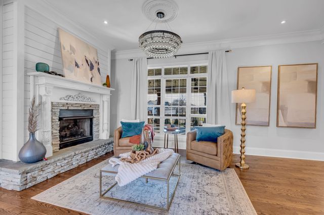 100 Glenway Pt, Lebanon, TN 37087