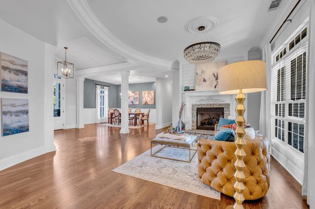 100 Glenway Pt, Lebanon, TN 37087