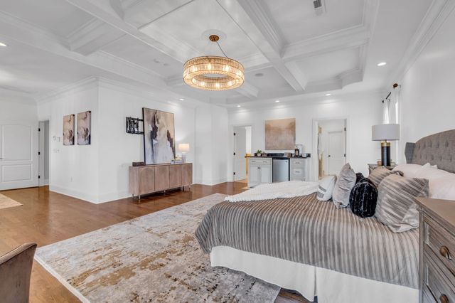 100 Glenway Pt, Lebanon, TN 37087