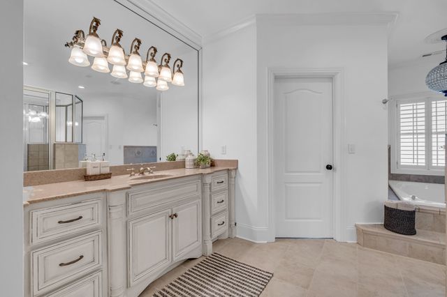 100 Glenway Pt, Lebanon, TN 37087