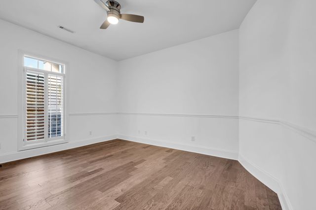 100 Glenway Pt, Lebanon, TN 37087