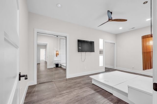 100 Glenway Pt, Lebanon, TN 37087