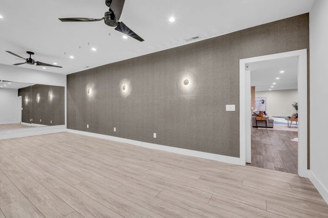 100 Glenway Pt, Lebanon, TN 37087