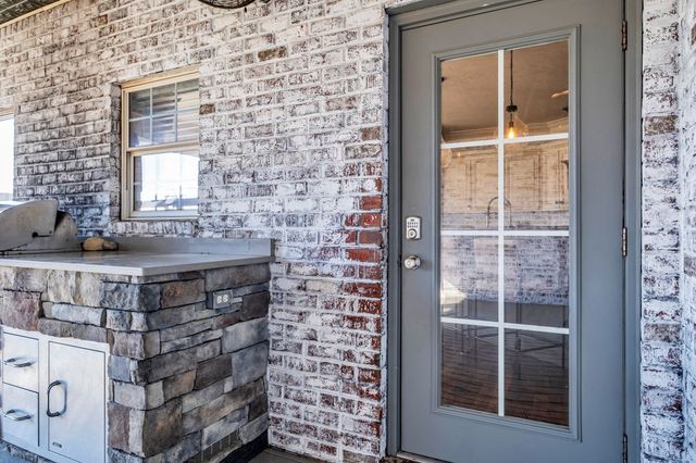 100 Glenway Pt, Lebanon, TN 37087