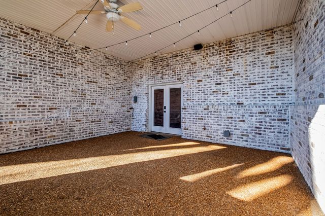 100 Glenway Pt, Lebanon, TN 37087