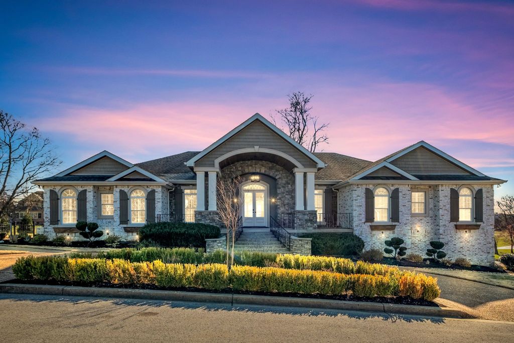 100 Glenway Pt, Lebanon, TN 37087