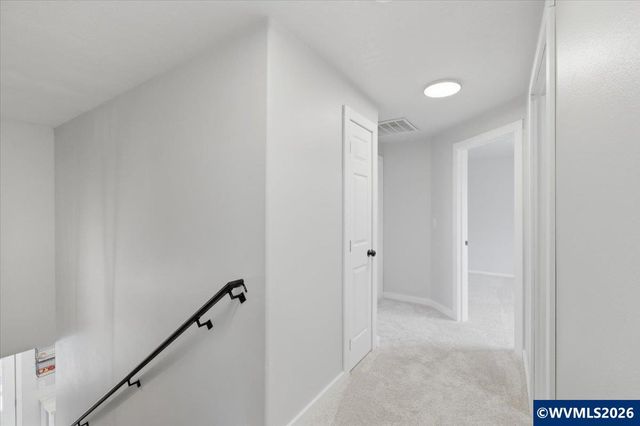 3523 College Loop Lp SE, Albany, OR 97322