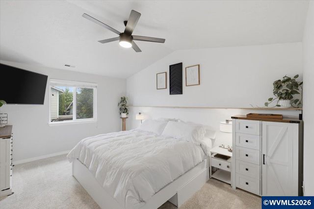 3523 College Loop Lp SE, Albany, OR 97322