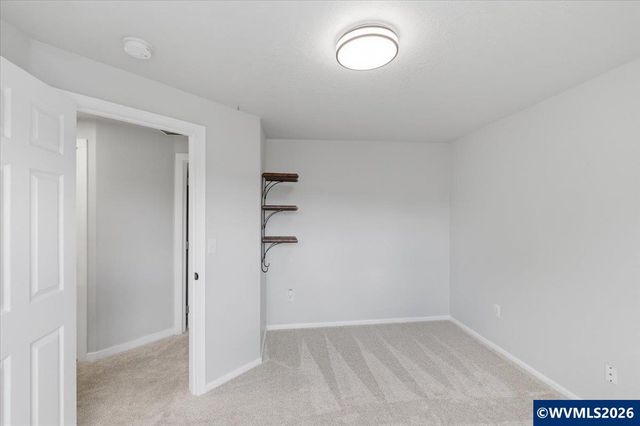 3523 College Loop Lp SE, Albany, OR 97322