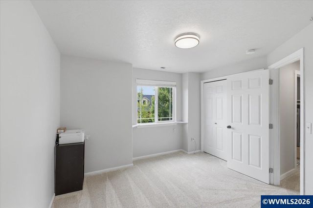 3523 College Loop Lp SE, Albany, OR 97322