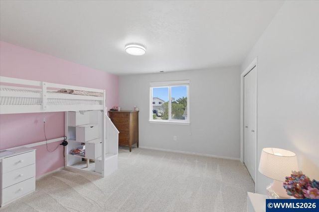 3523 College Loop Lp SE, Albany, OR 97322