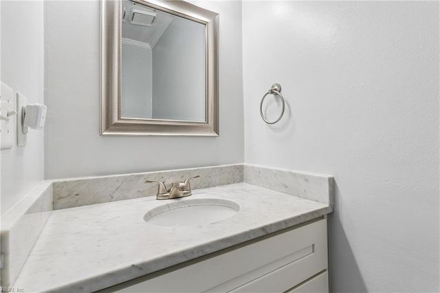 1112 Meadow Sage LN, Virginia Beach, VA 23464
