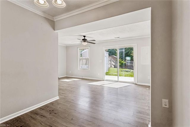 1112 Meadow Sage LN, Virginia Beach, VA 23464