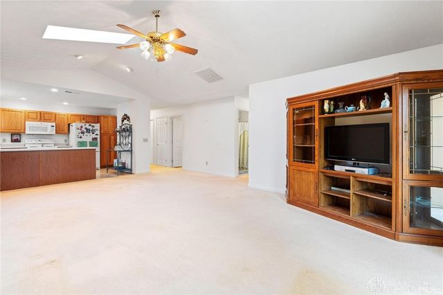 2144 Tandem Drive, Xenia, OH 45385