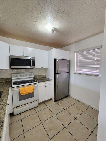 19715 SW 114th Ave 157, Miami, FL 33157