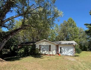 16 Welch Circle, Dahlonega, GA 30533