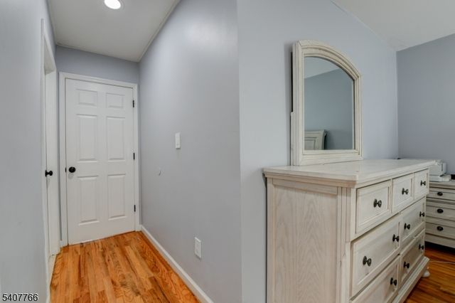 1008 E Grand St, Elizabeth City, NJ 07201