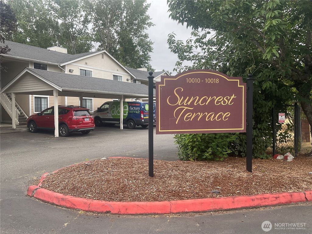 10018 Golden Given Road E #33, Tacoma, WA 98445