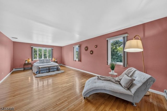 163 Oldham Rd, Wayne Twp., NJ 07470