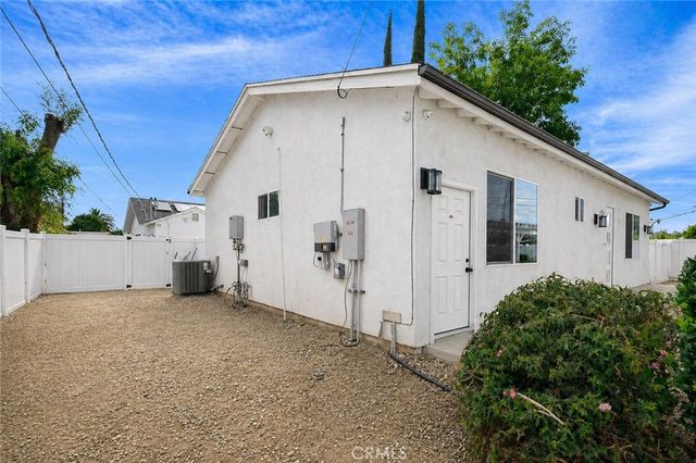 20123 Haynes Street, Winnetka, CA 91306