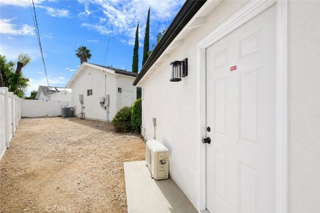 20123 Haynes Street, Winnetka, CA 91306