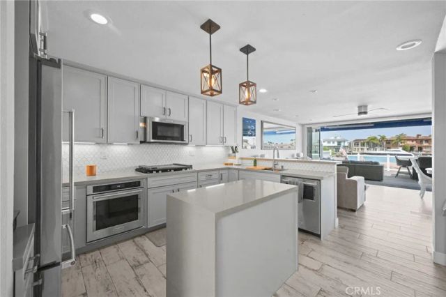 4001 Aladdin, Huntington Beach, CA 92649