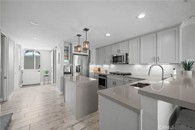 4001 Aladdin, Huntington Beach, CA 92649