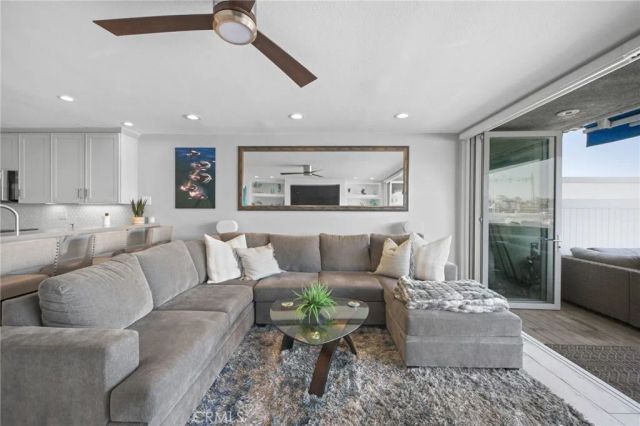 4001 Aladdin, Huntington Beach, CA 92649