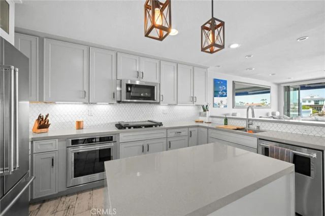 4001 Aladdin, Huntington Beach, CA 92649