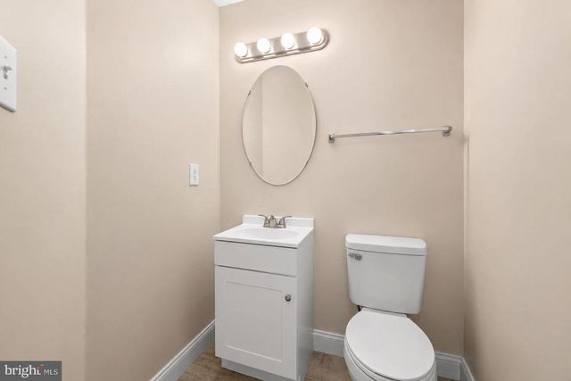 9831 BAYLINE CIR, Owings Mills, MD 21117