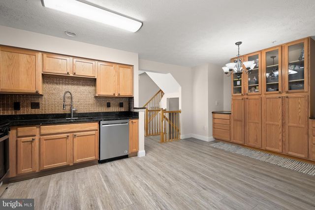 9831 BAYLINE CIR, Owings Mills, MD 21117