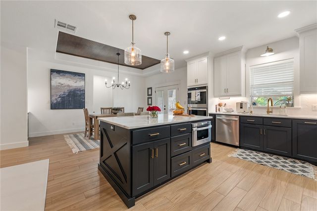 4202 Lismore Lane, College Station, TX 77845