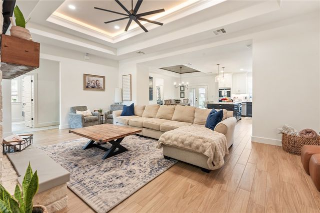 4202 Lismore Lane, College Station, TX 77845