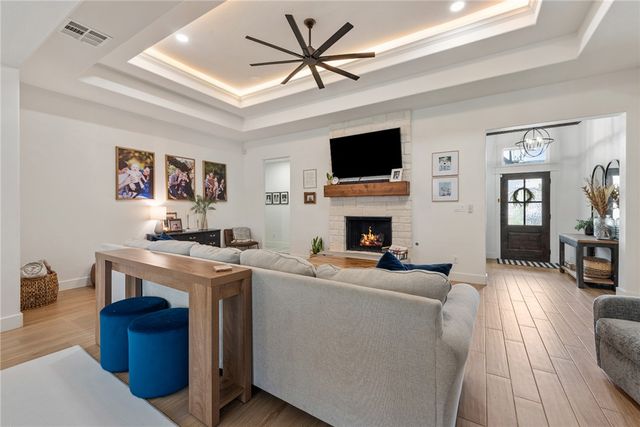 4202 Lismore Lane, College Station, TX 77845