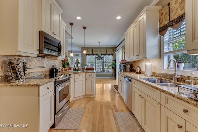 1293 Palatka Place, Bolivia, NC 28422
