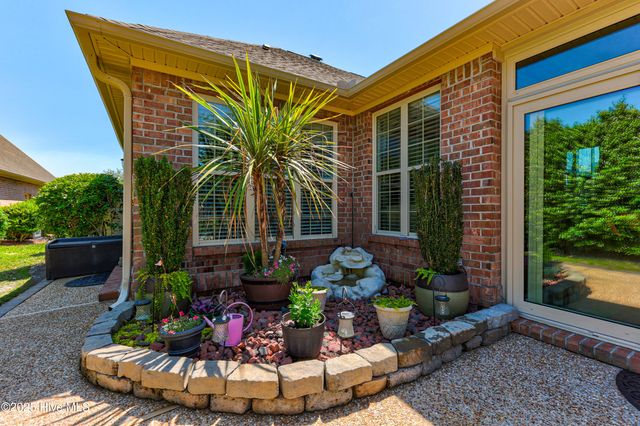 1293 Palatka Place, Bolivia, NC 28422