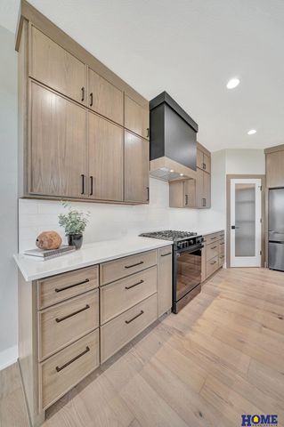 7914 S 42nd Street, Lincoln, NE 68516