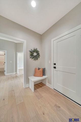 7914 S 42nd Street, Lincoln, NE 68516