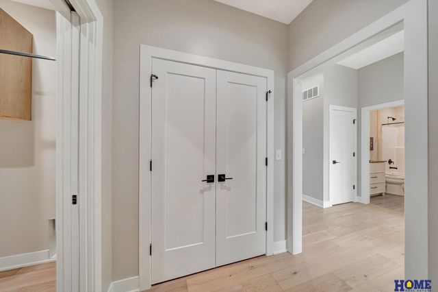 7914 S 42nd Street, Lincoln, NE 68516