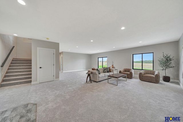 7914 S 42nd Street, Lincoln, NE 68516