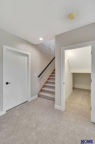 7914 S 42nd Street, Lincoln, NE 68516