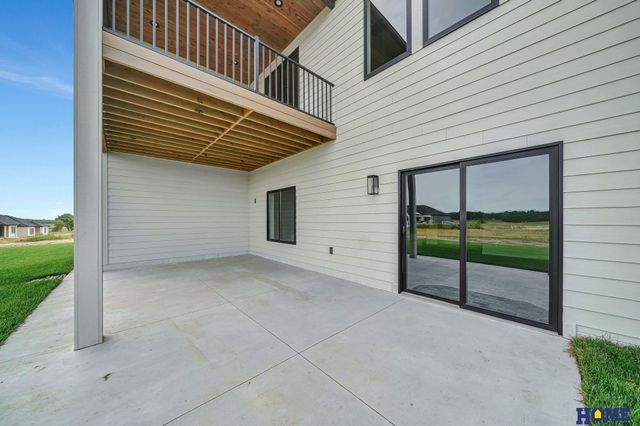 7914 S 42nd Street, Lincoln, NE 68516