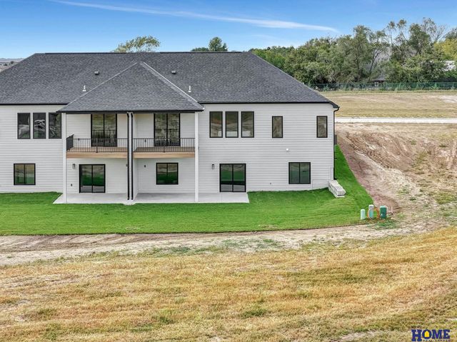 7914 S 42nd Street, Lincoln, NE 68516