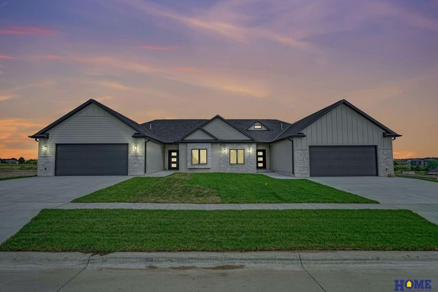 7914 S 42nd Street, Lincoln, NE 68516