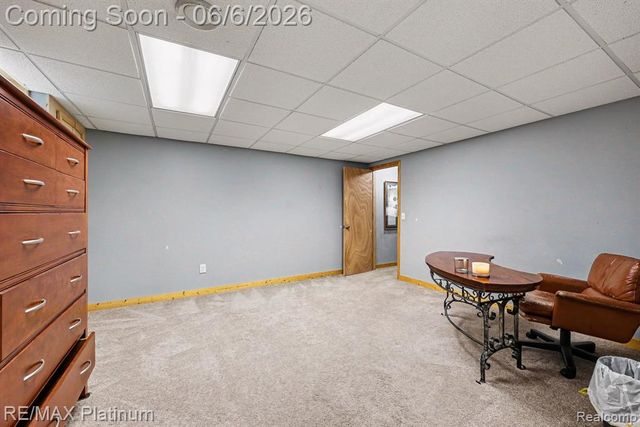 1240 N Hickory Ridge Trail, Milford, MI 48380